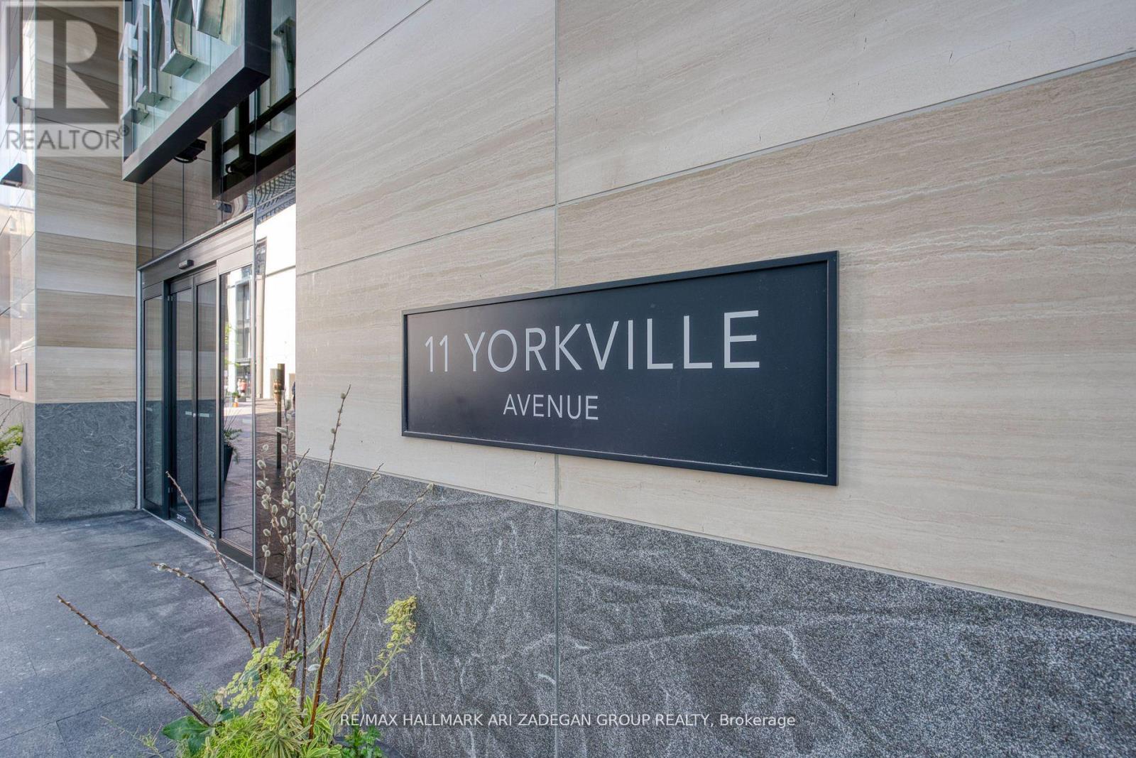 5806 - 11 Yorkville Avenue, Toronto, Ontario  M4W 1L2 - Photo 26 - C13220822