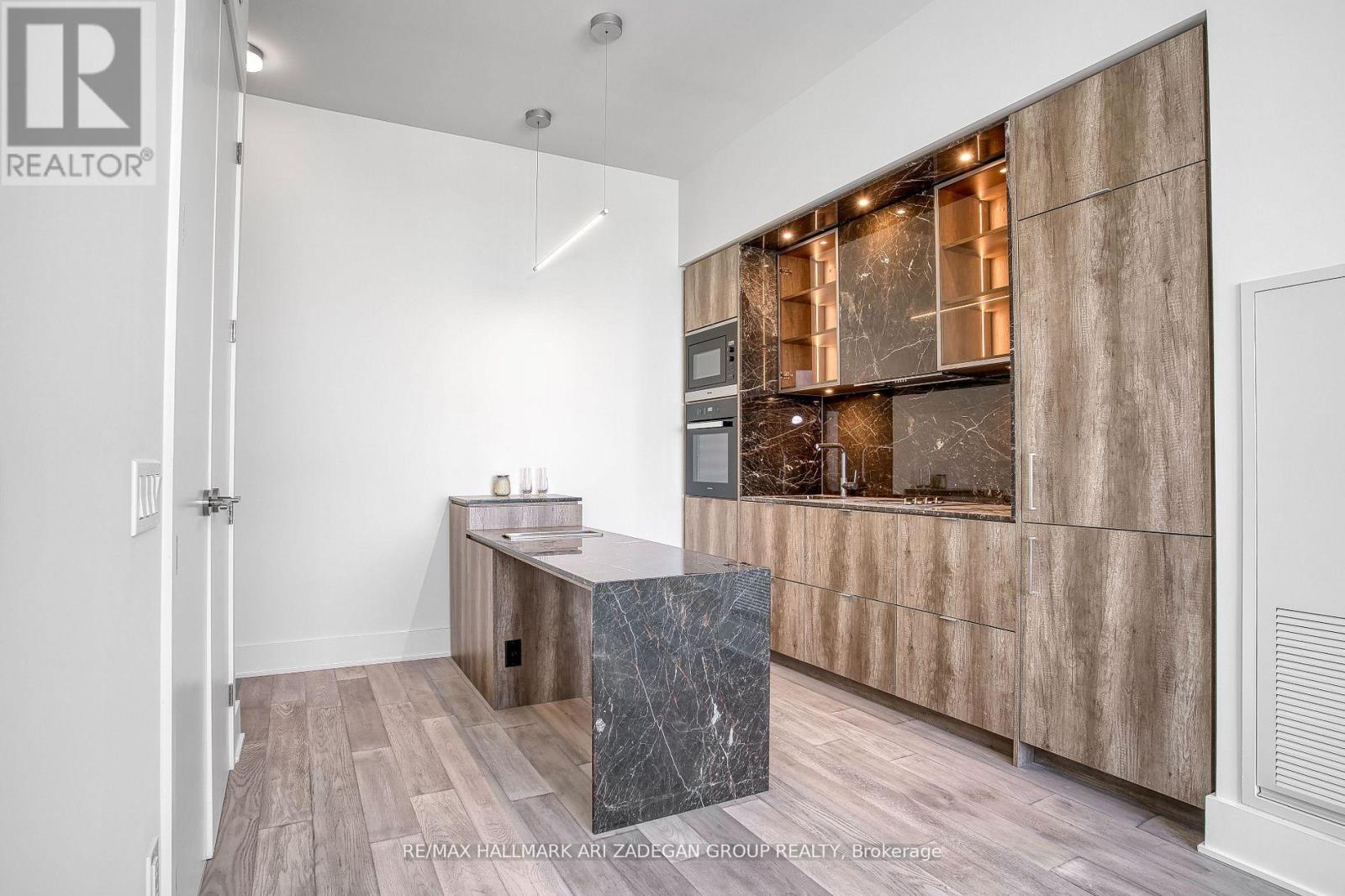 5806 - 11 Yorkville Avenue, Toronto, Ontario  M4W 1L2 - Photo 5 - C13220822