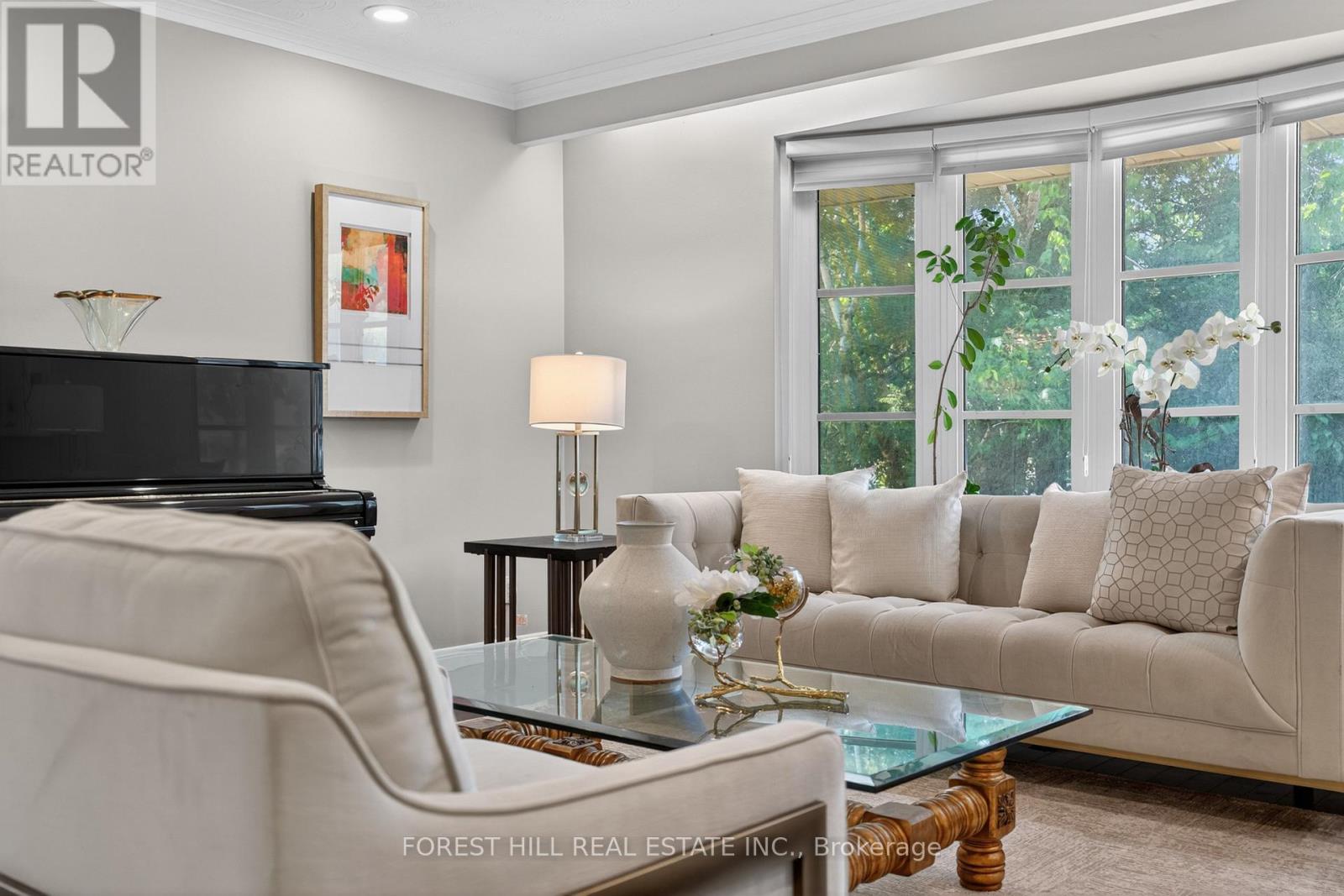 91 Montressor Drive, Toronto, Ontario  M2P 1Z3 - Photo 4 - C13220858
