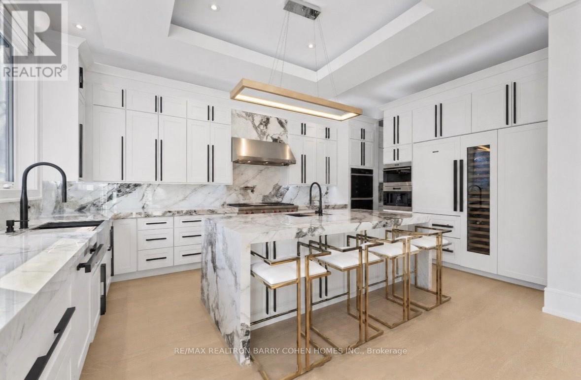 615 Briar Hill Avenue, Toronto, Ontario  M5N 1N4 - Photo 8 - C13220884