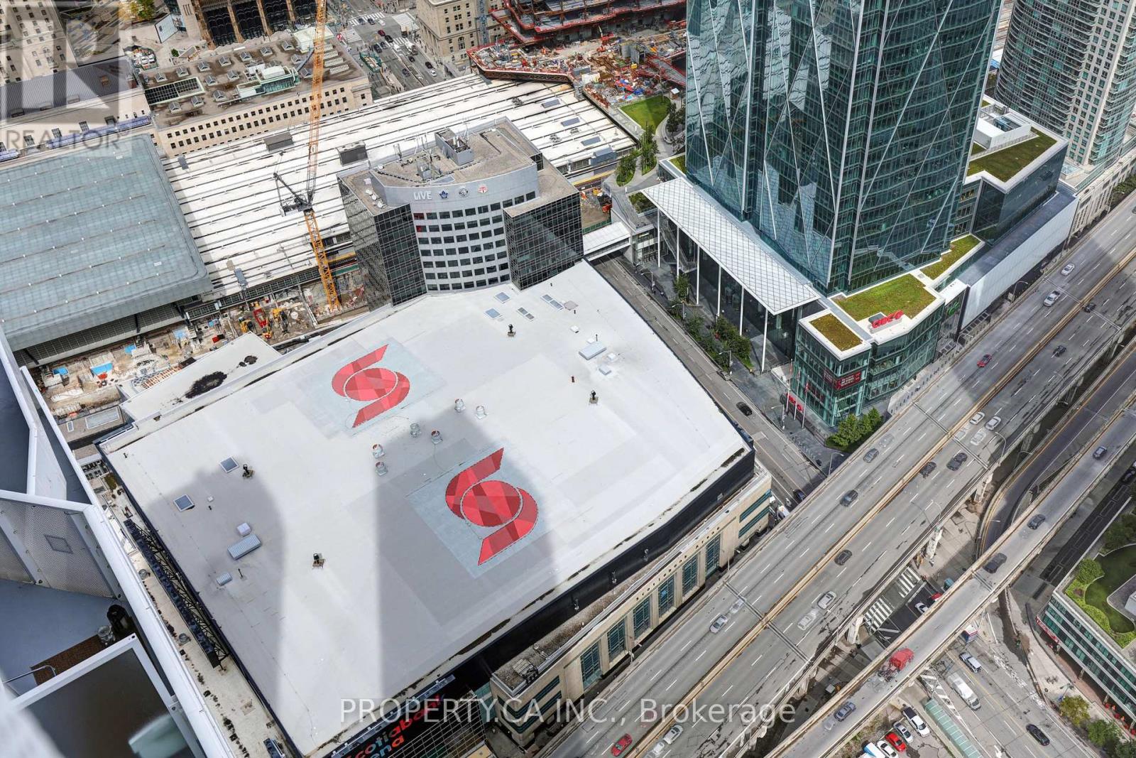 6706 - 88 Harbour Street, Toronto, Ontario  M5J 0C3 - Photo 14 - C13220908