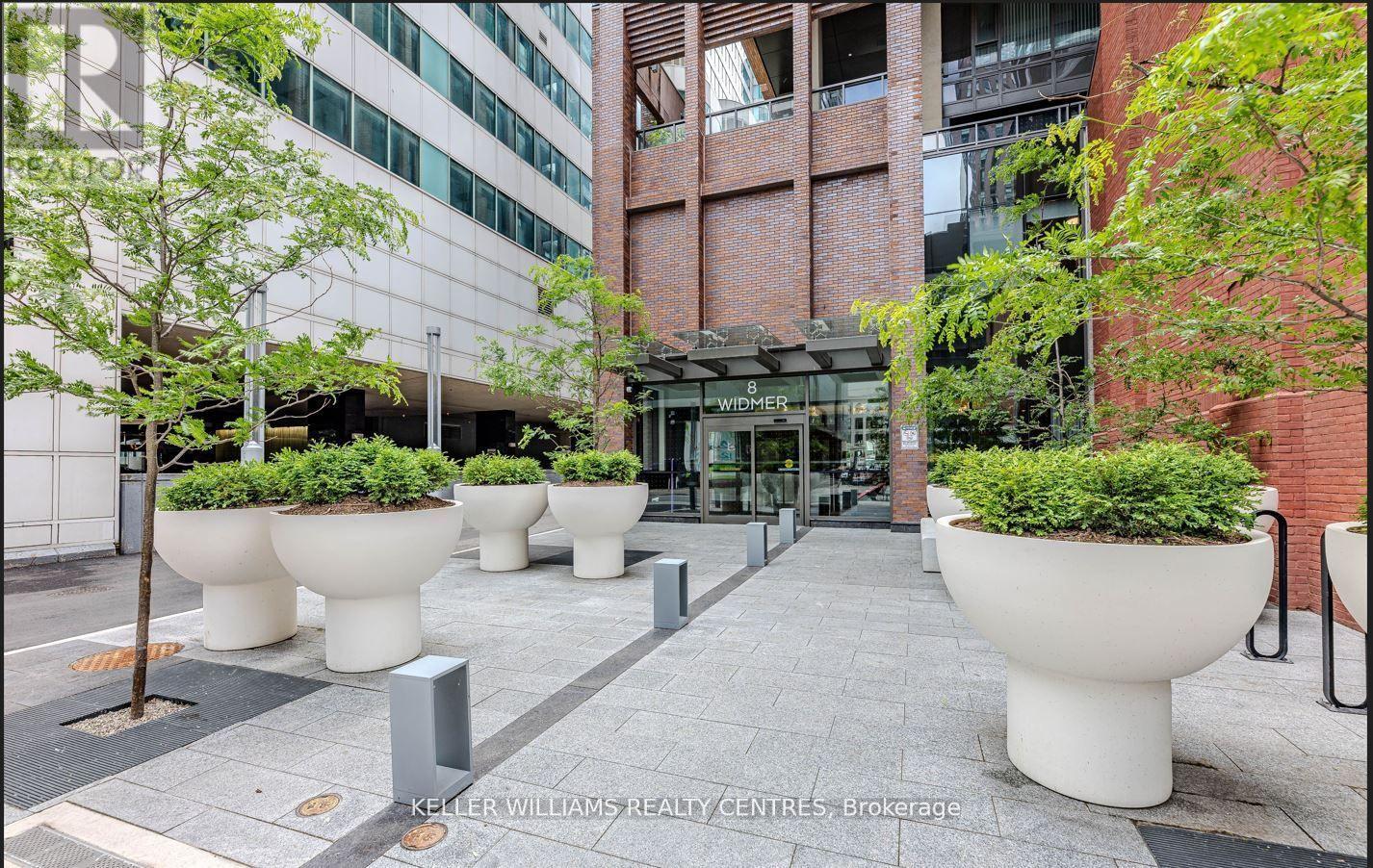 2515 - 8 Widmer Street, Toronto, Ontario  M5V 0W6 - Photo 2 - C13220944