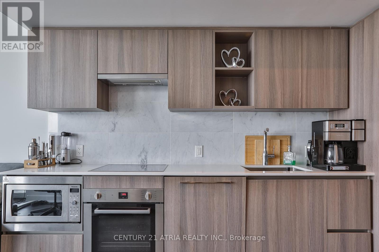 3715 - 19 Bathurst Street, Toronto, Ontario  M5V 0R9 - Photo 3 - C13220968