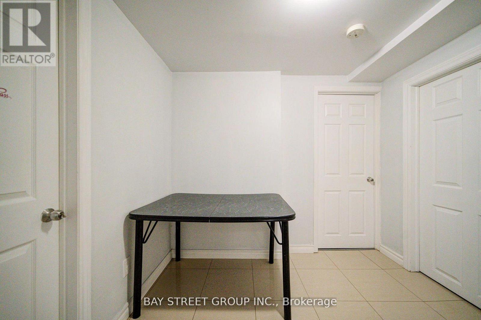 Bsmt - 5 Lockdare Street, Toronto, Ontario  M1S 2Z5 - Photo 6 - E13220612
