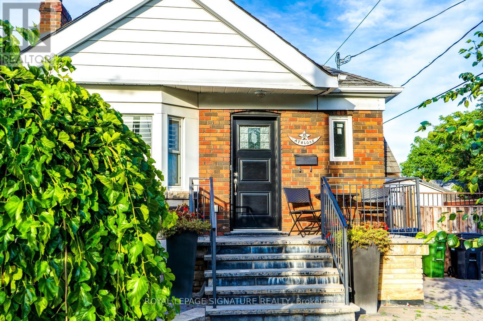 MAIN FL - 33 ATHLONE ROAD, Toronto, Ontario