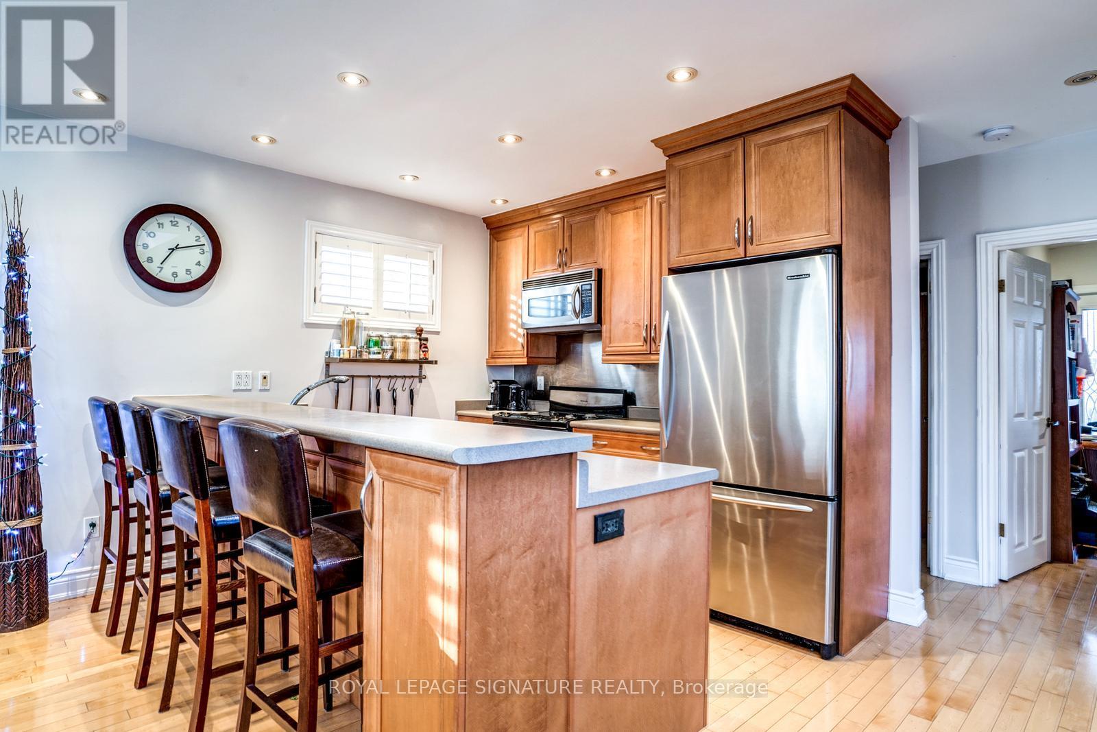 Main Fl - 33 Athlone Road, Toronto, Ontario  M4J 4H3 - Photo 11 - E13220704