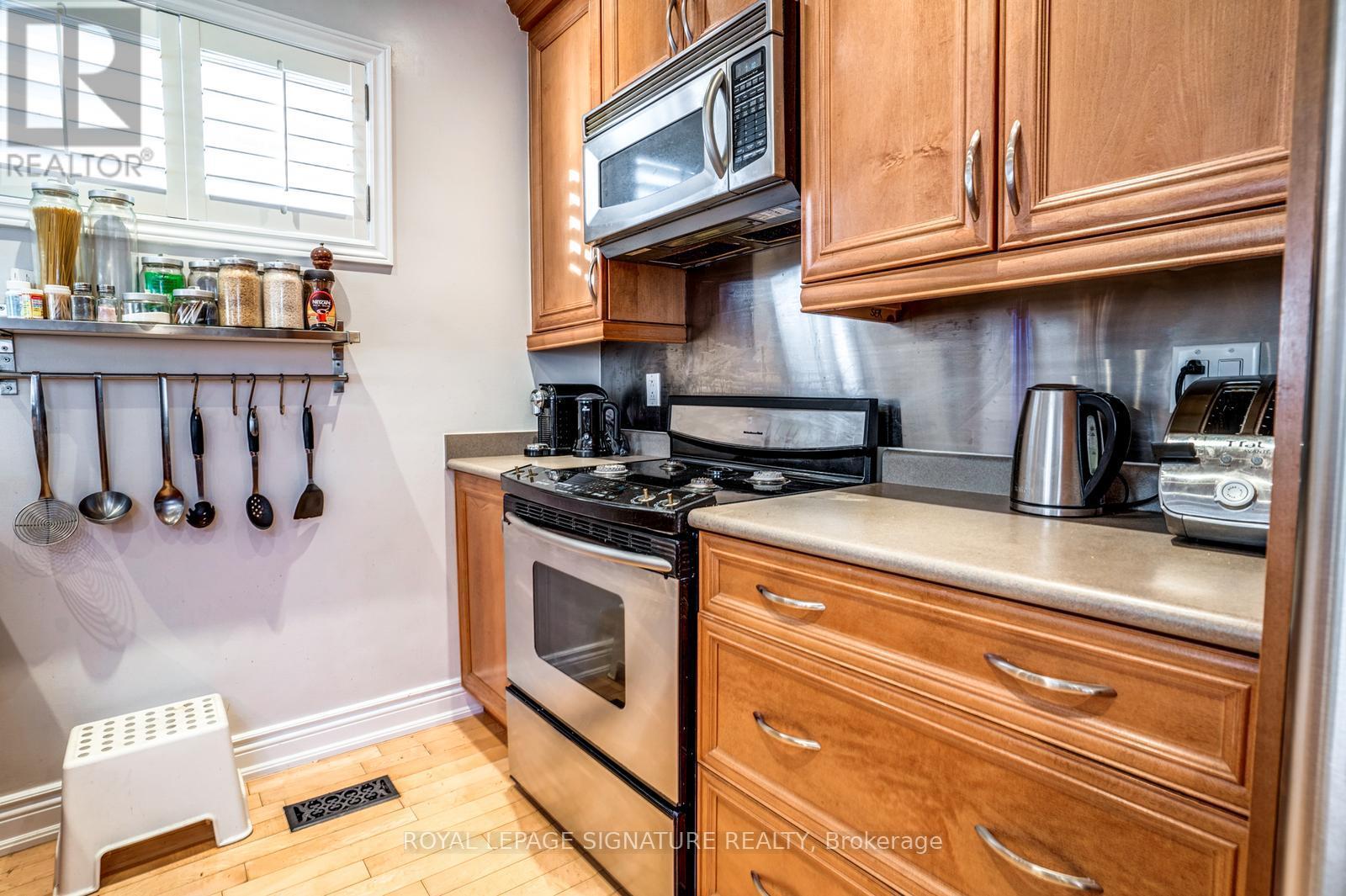 Main Fl - 33 Athlone Road, Toronto, Ontario  M4J 4H3 - Photo 13 - E13220704