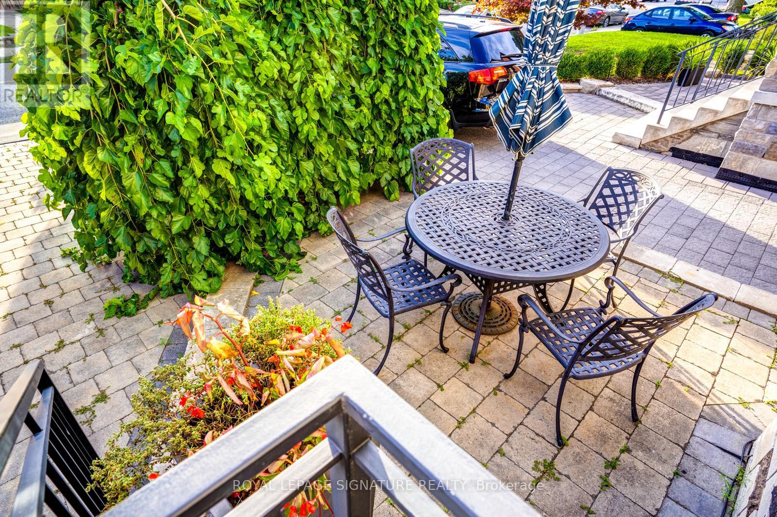 Main Fl - 33 Athlone Road, Toronto, Ontario  M4J 4H3 - Photo 4 - E13220704