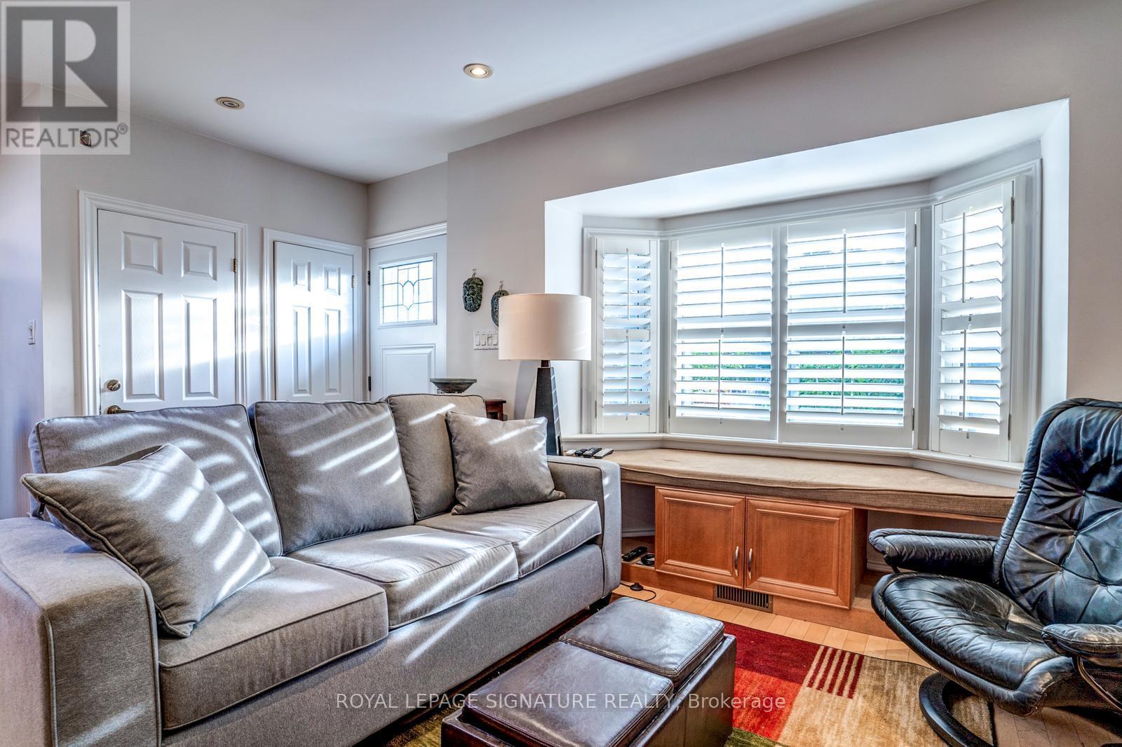 Main Fl - 33 Athlone Road, Toronto, Ontario  M4J 4H3 - Photo 8 - E13220704