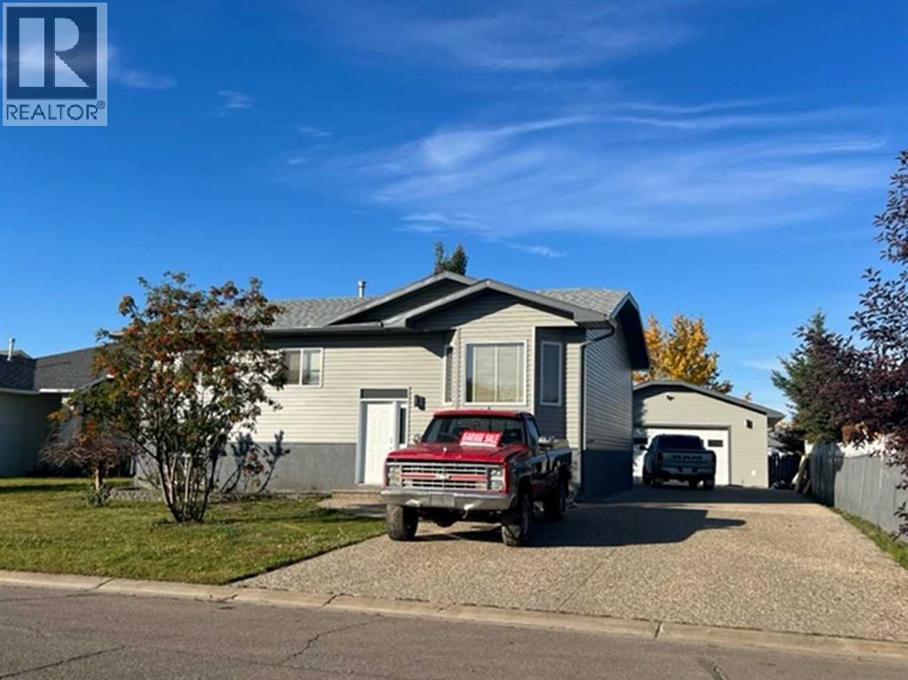 27 Bison Crescent, High Level, Alberta  T0H 1Z0 - Photo 1 - A2286738