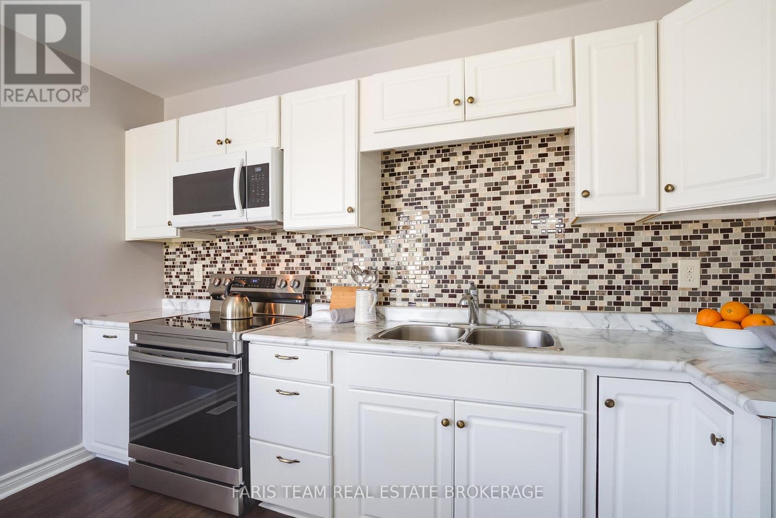 240 King Street, King, Ontario  L3Y 4V9 - Photo 7 - N13220564