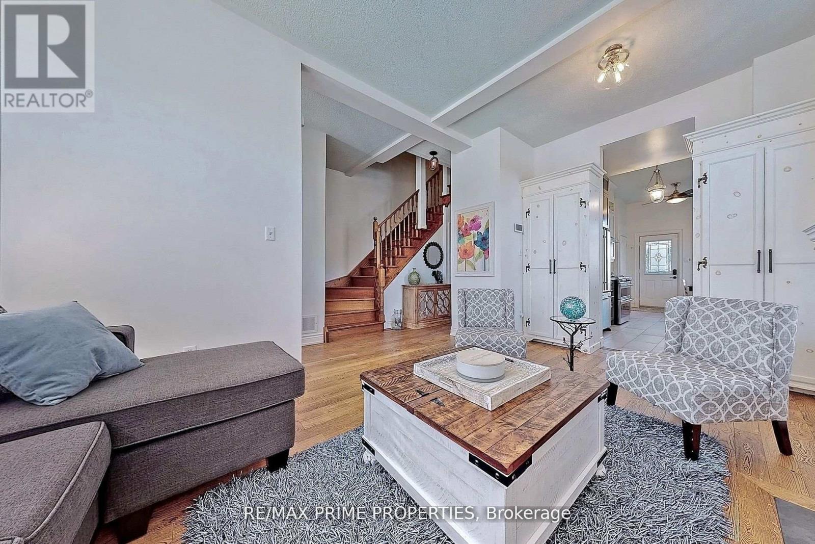 42 Cornell Meadows Avenue, Markham, Ontario  L6B 1B6 - Photo 9 - N13220800