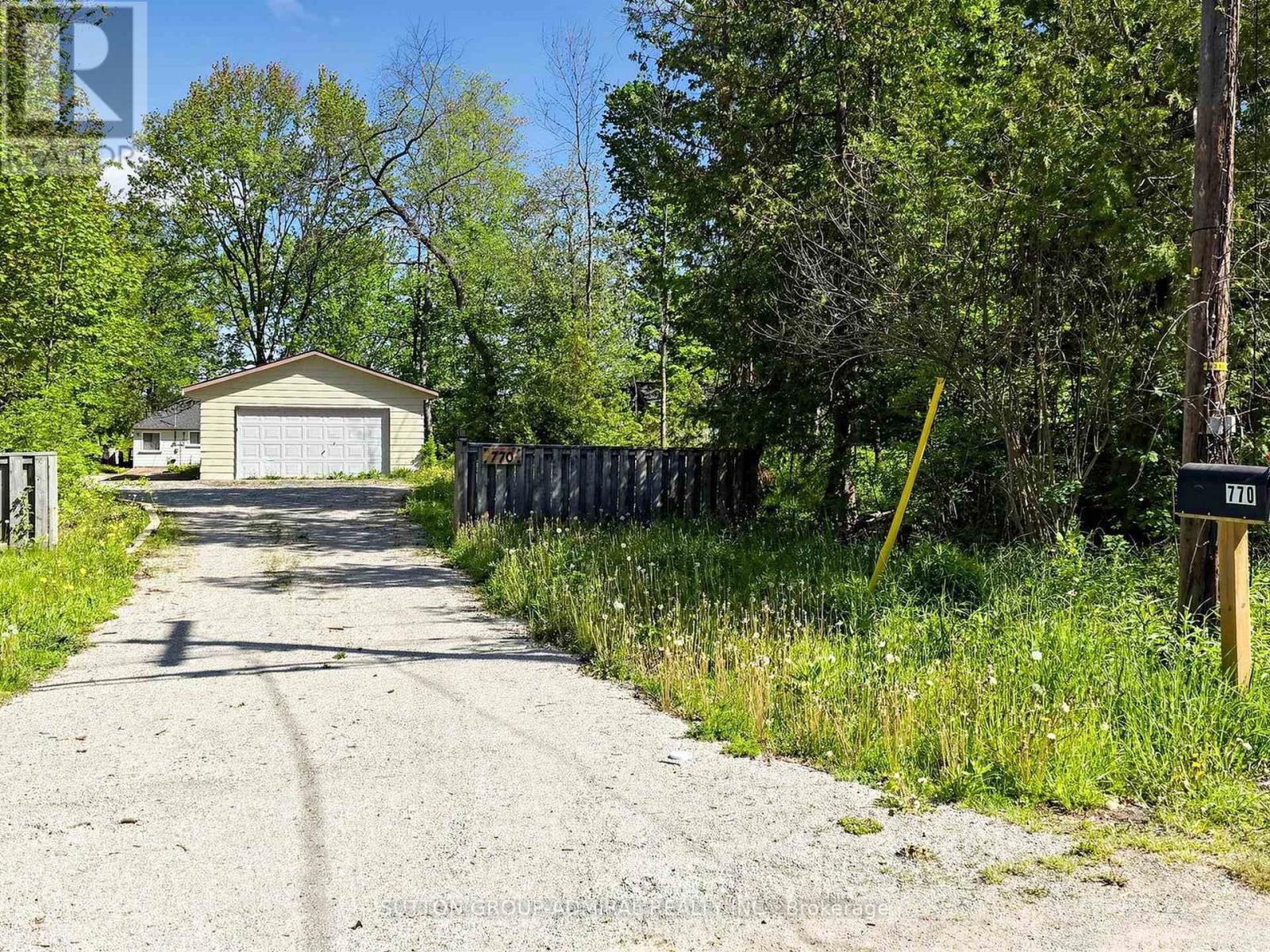 770 Cedarvale Drive, Innisfil, Ontario  L9S 4L4 - Photo 2 - N13220920