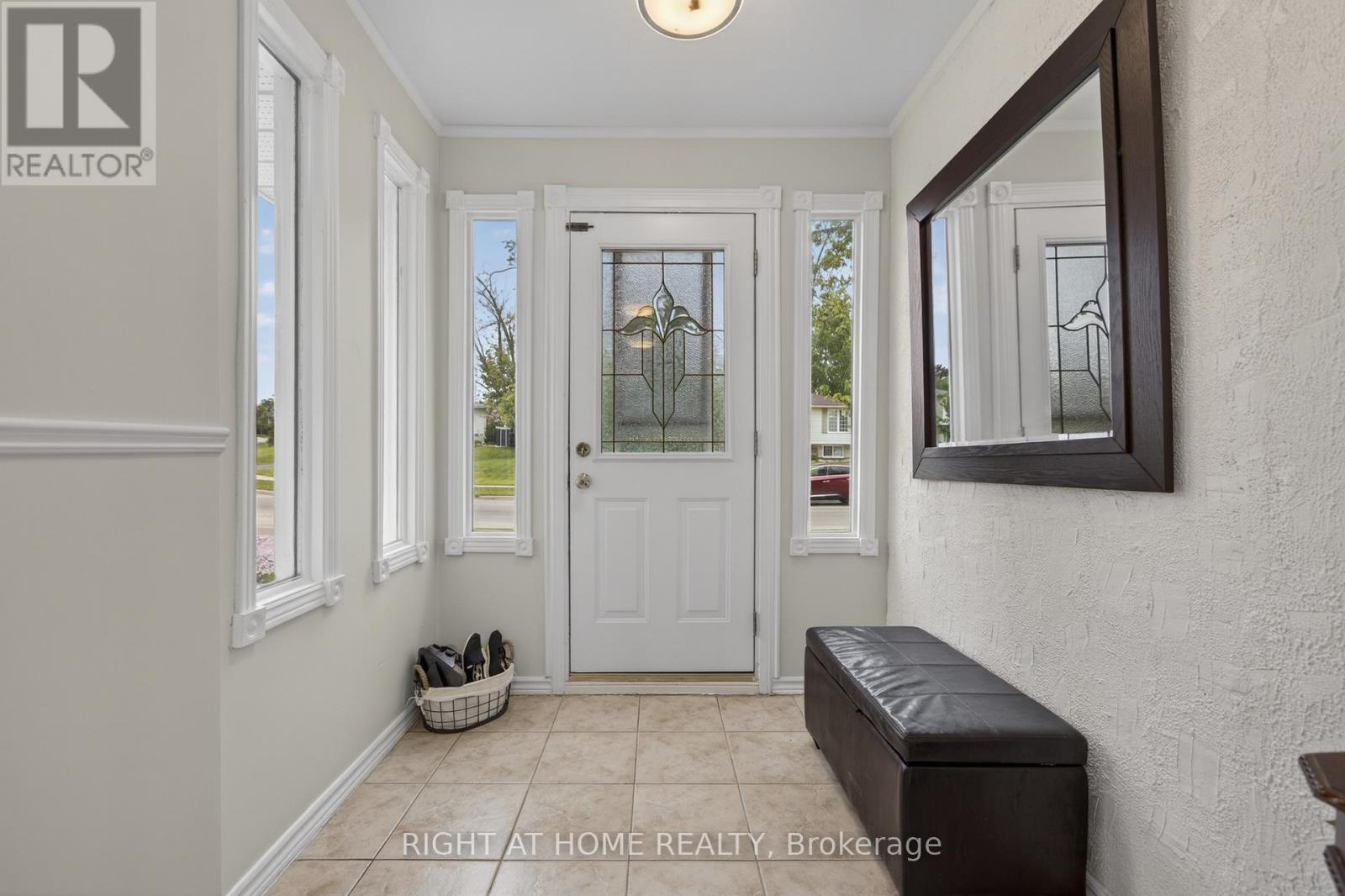 277 Pine Street, Barrie (Bayshore), Ontario  L4N 4J1 - Photo 15 - S13220608
