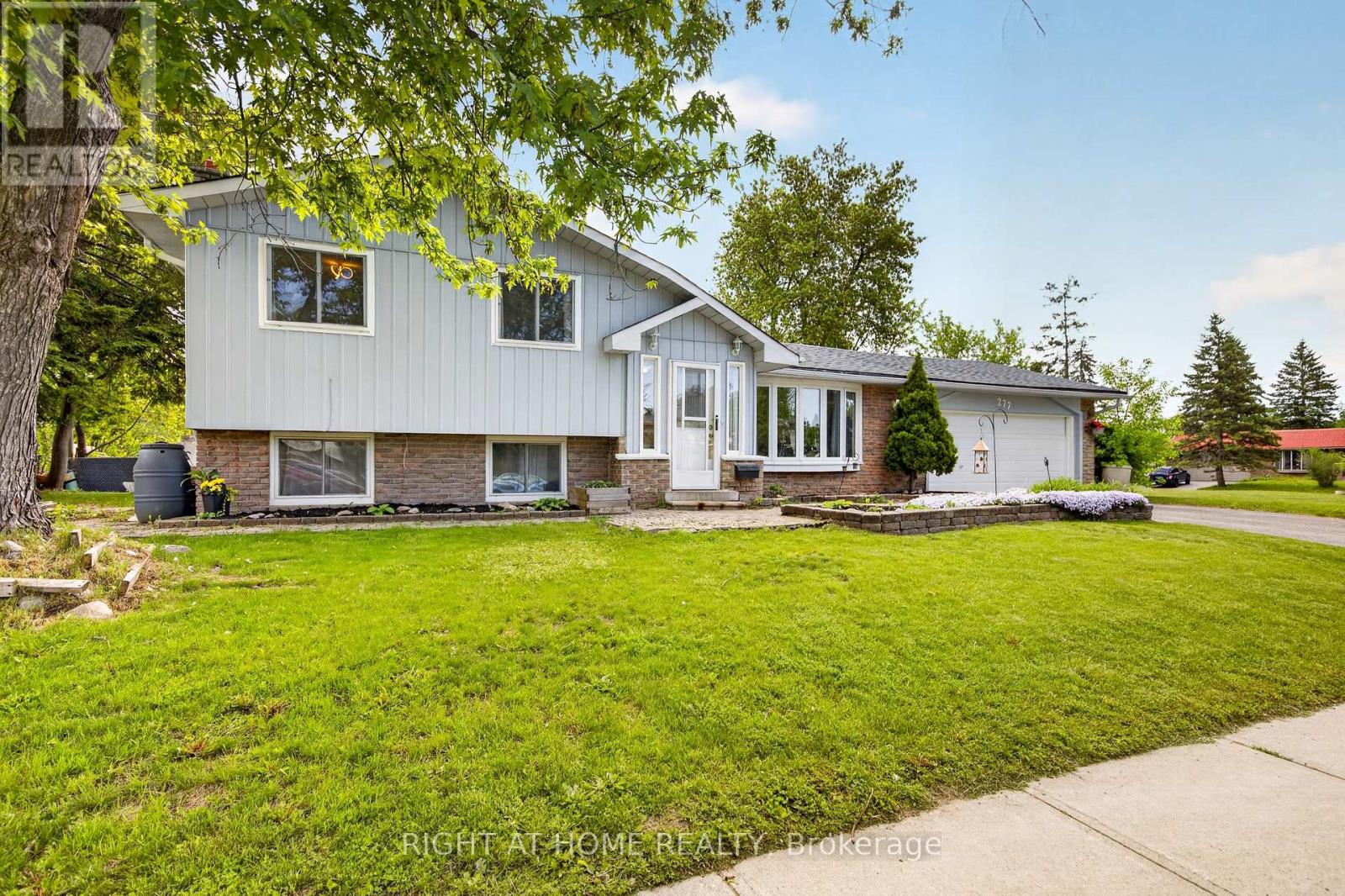 277 Pine Street, Barrie (Bayshore), Ontario  L4N 4J1 - Photo 3 - S13220608