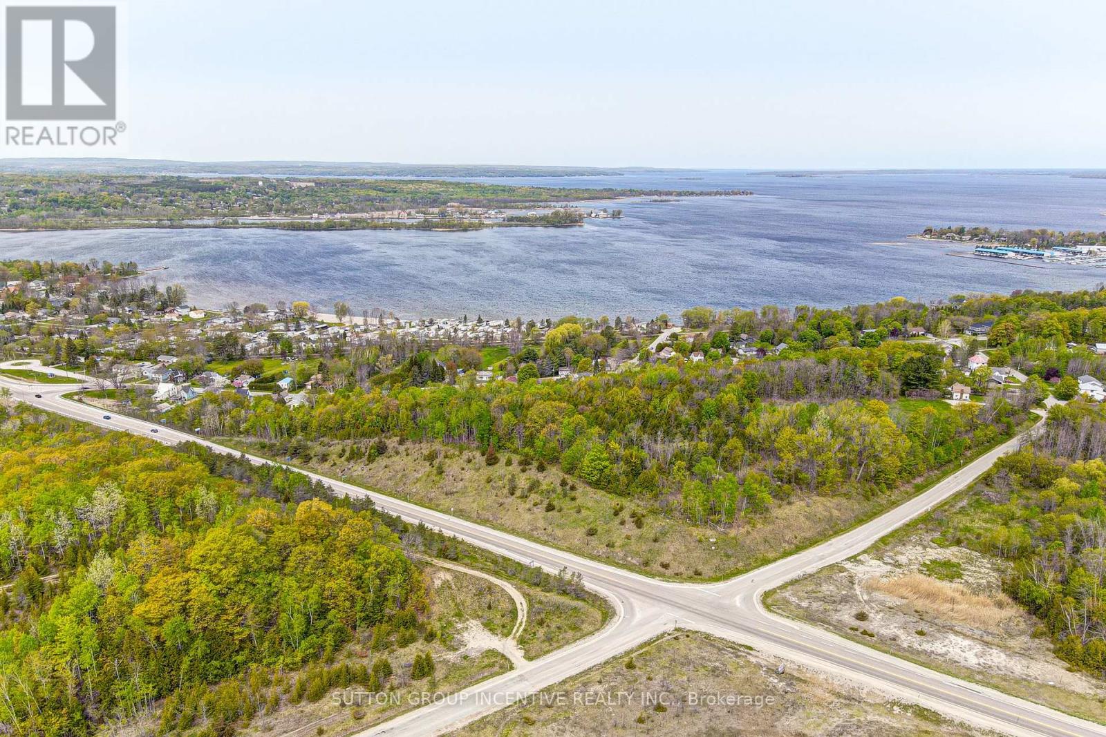 400 Newton Street, Tay (Victoria Harbour), Ontario L0K 2A0 - Photo 4 - S13220708
