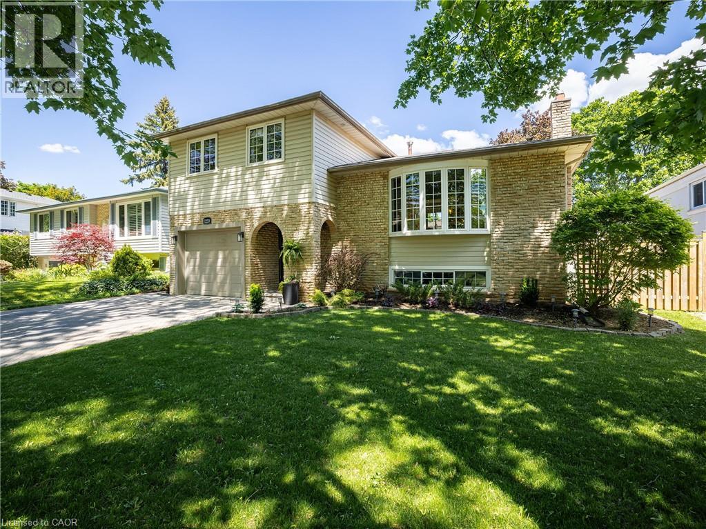1259 RICHARDS Crescent, Oakville, Ontario