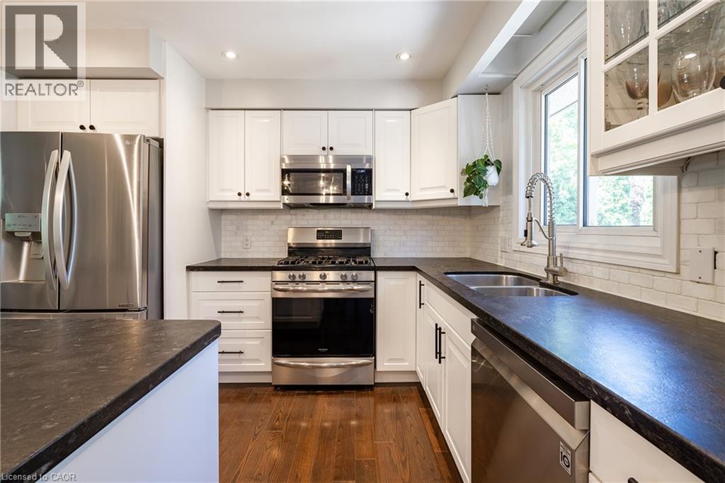 1259 Richards Crescent, Oakville, Ontario  L6H 1R5 - Photo 12 - 40834916