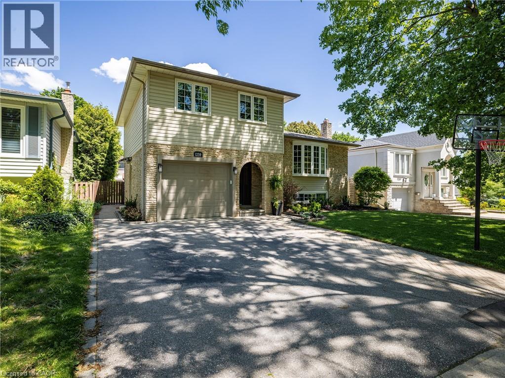 1259 Richards Crescent, Oakville, Ontario  L6H 1R5 - Photo 2 - 40834916