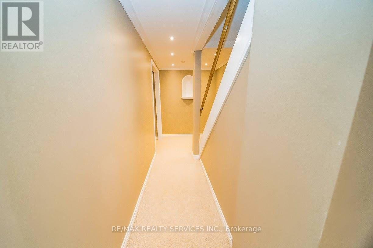 993 Huffman Crescent, Milton, Ontario  L9T 6M4 - Photo 16 - W13220570