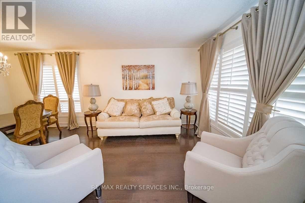 993 Huffman Crescent, Milton, Ontario  L9T 6M4 - Photo 6 - W13220570