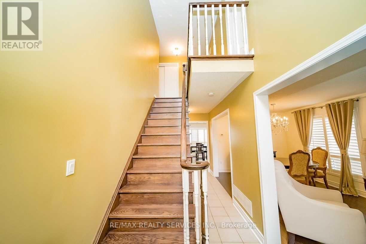 993 Huffman Crescent, Milton, Ontario  L9T 6M4 - Photo 7 - W13220570
