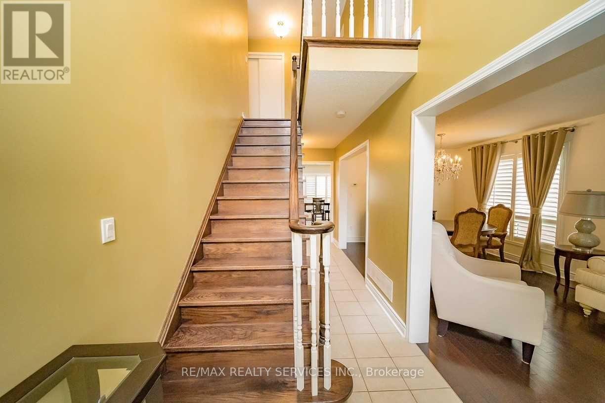 993 Huffman Crescent, Milton, Ontario  L9T 6M4 - Photo 8 - W13220570