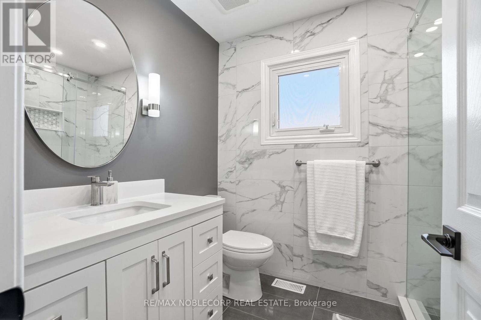 13 Harvestview Avenue, Caledon, Ontario  L7E 1T5 - Photo 31 - W13220610
