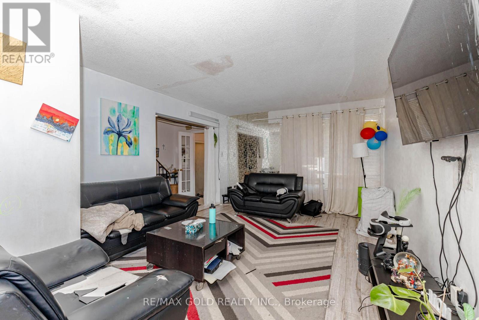 15 Courtleigh Square, Brampton, Ontario  L6Z 1J2 - Photo 11 - W13220674
