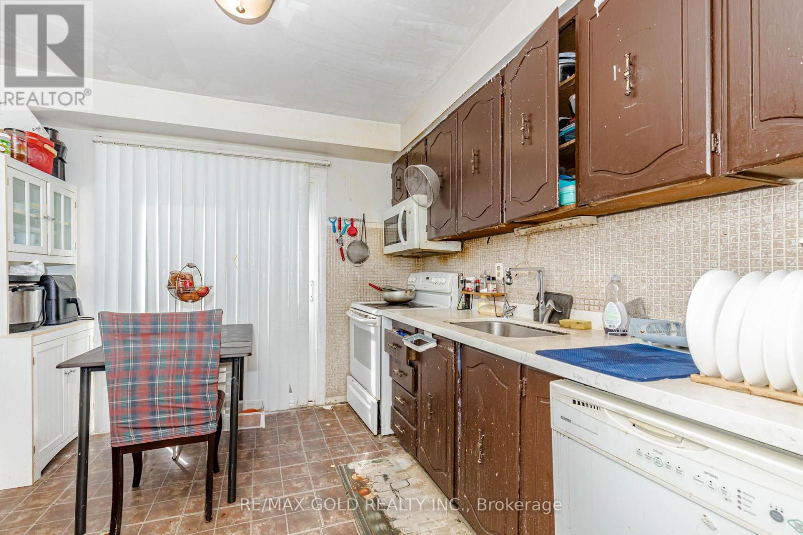 15 Courtleigh Square, Brampton, Ontario  L6Z 1J2 - Photo 14 - W13220674