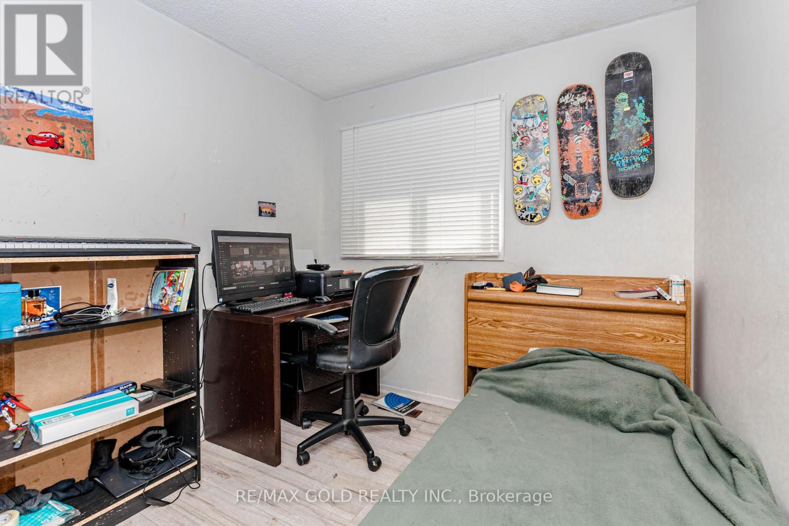 15 Courtleigh Square, Brampton, Ontario  L6Z 1J2 - Photo 20 - W13220674
