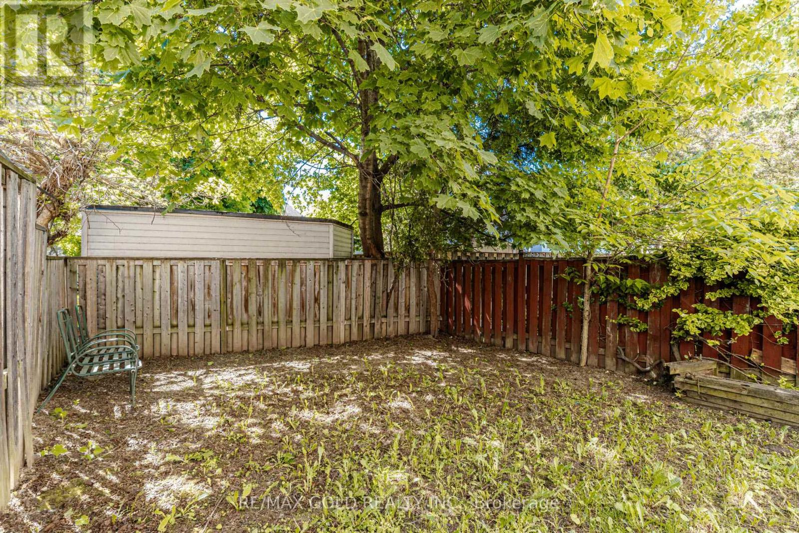 15 Courtleigh Square, Brampton, Ontario  L6Z 1J2 - Photo 25 - W13220674