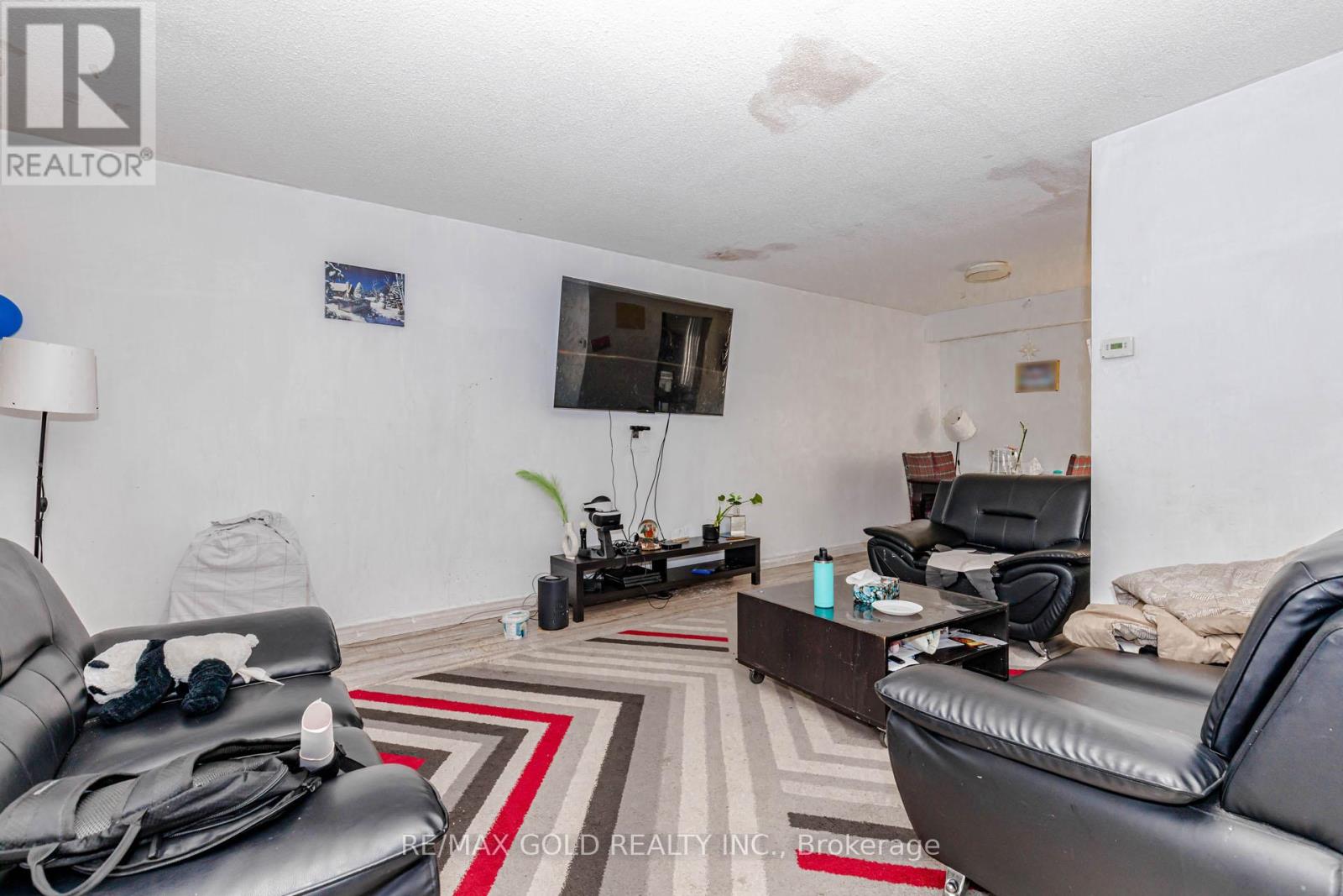 15 Courtleigh Square, Brampton, Ontario  L6Z 1J2 - Photo 9 - W13220674