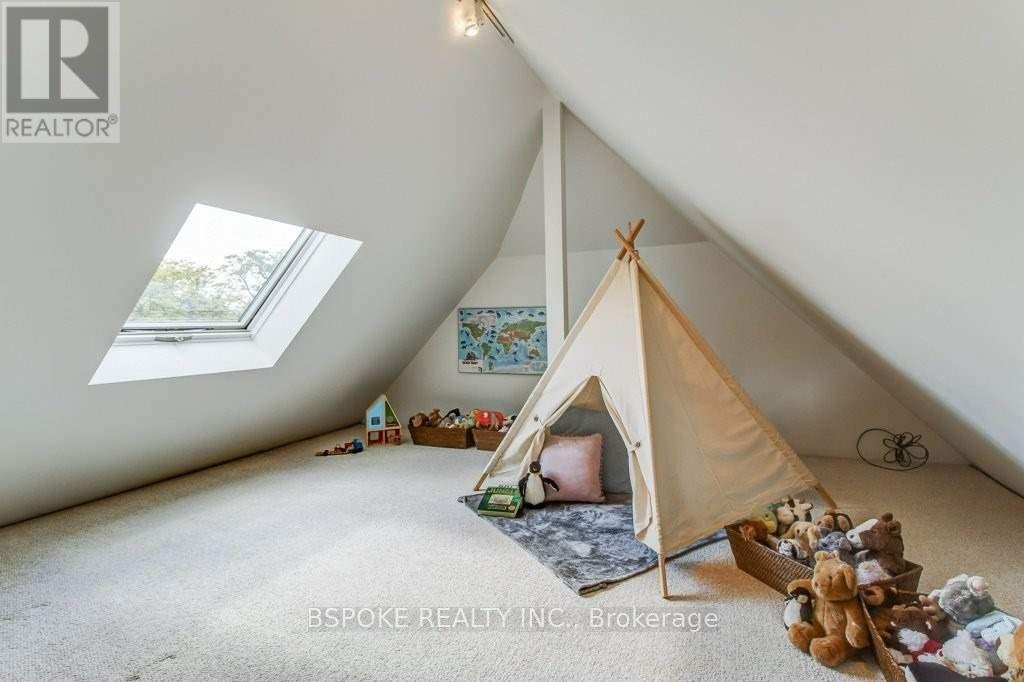 35 Bannon Avenue, Toronto, Ontario  M8X 1T9 - Photo 15 - W13220694