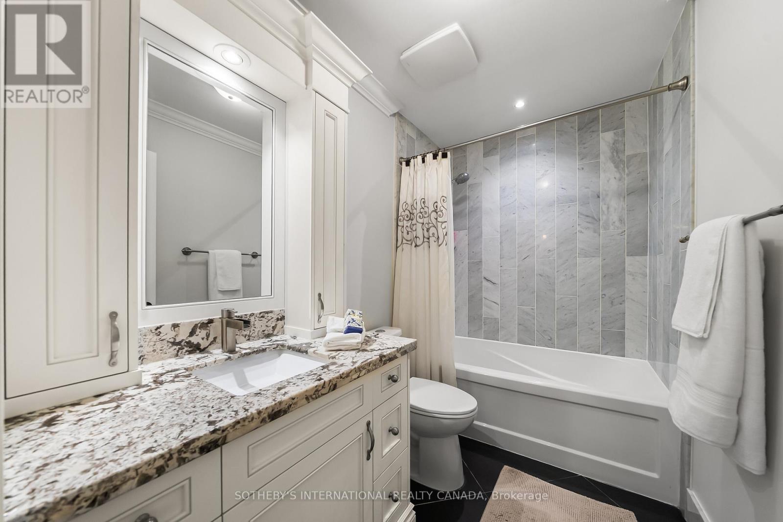 262 Martin Grove Road, Toronto, Ontario  M9B 4L5 - Photo 28 - W13220734
