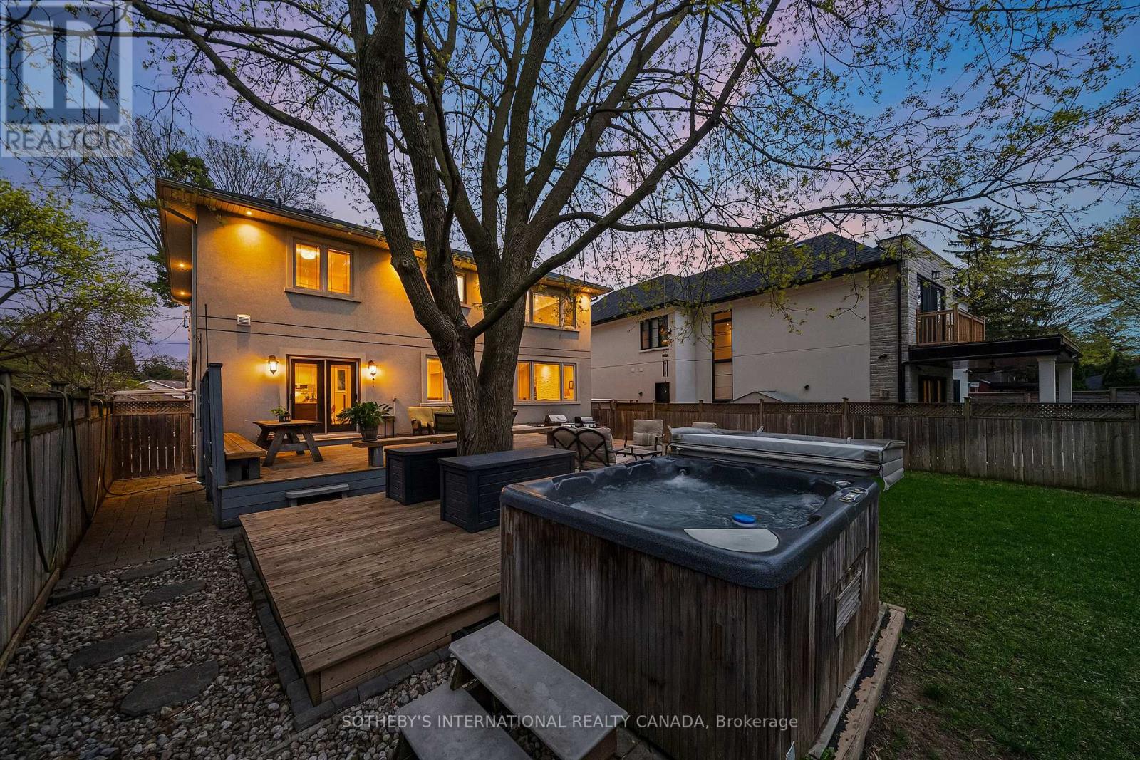262 Martin Grove Road, Toronto, Ontario  M9B 4L5 - Photo 46 - W13220734