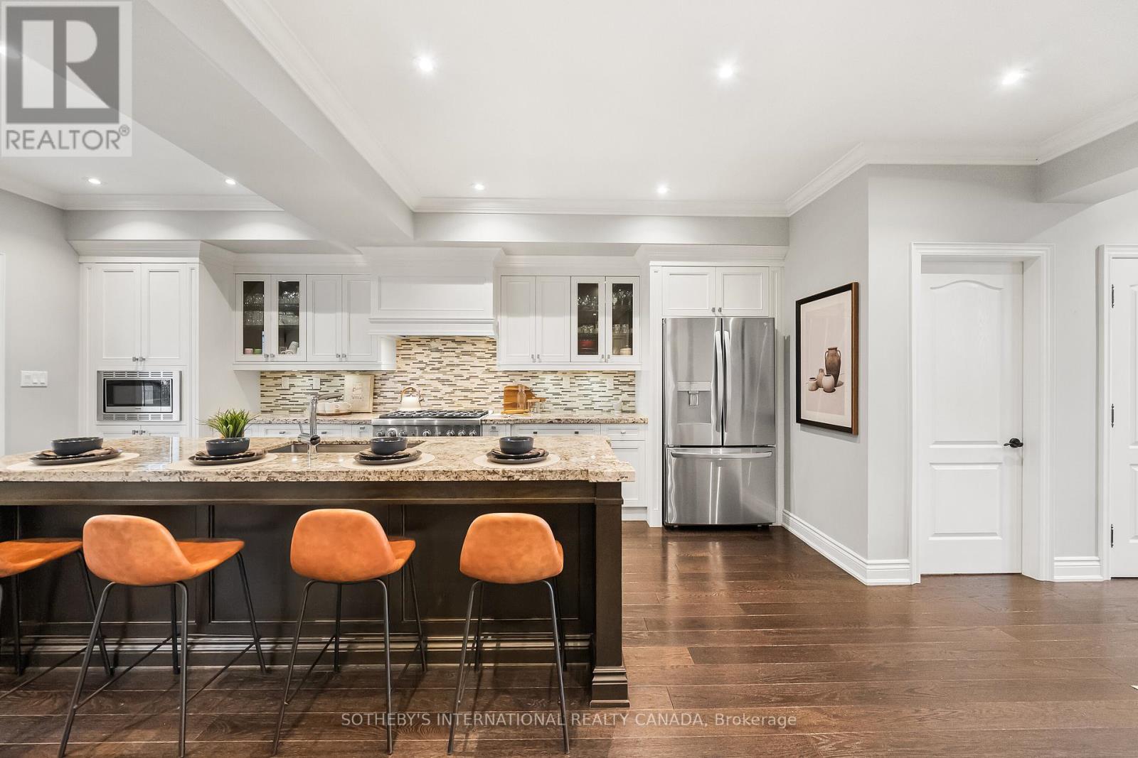 262 Martin Grove Road, Toronto, Ontario  M9B 4L5 - Photo 5 - W13220734