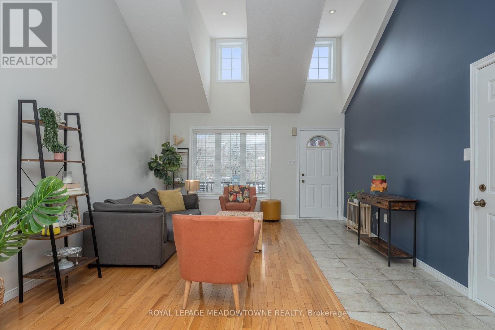 14 Costigan Court, Halton Hills, Ontario  L7G 6J2 - Photo 10 - W13220860