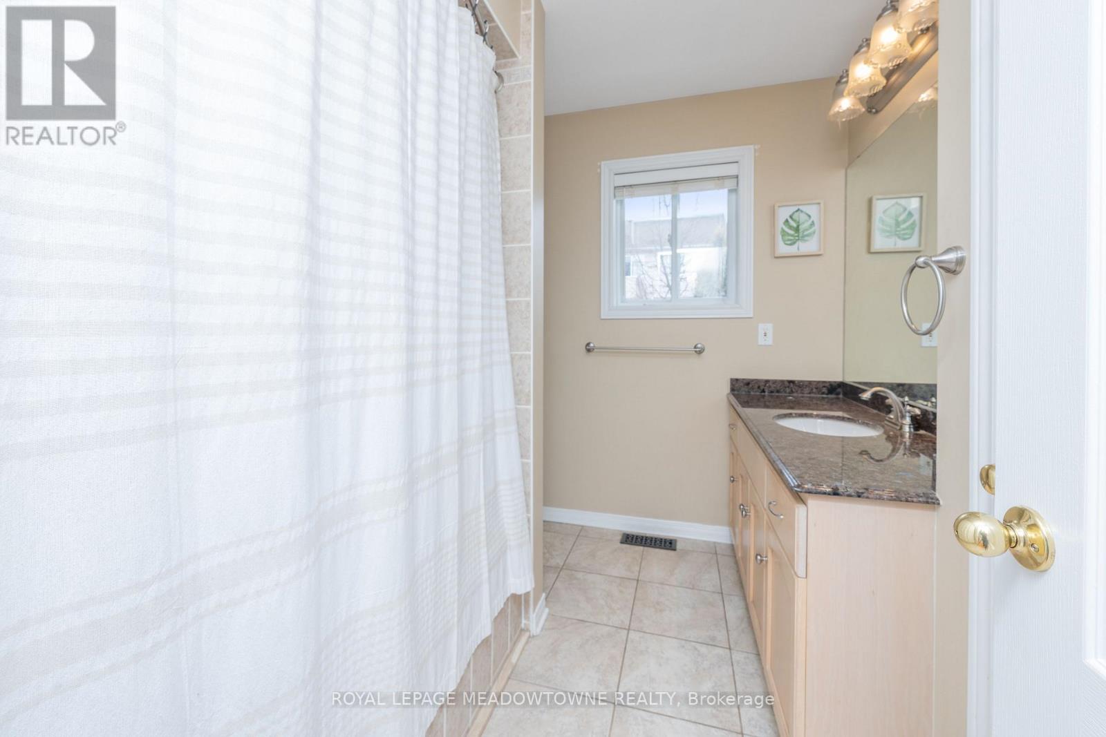 14 Costigan Court, Halton Hills, Ontario  L7G 6J2 - Photo 22 - W13220860