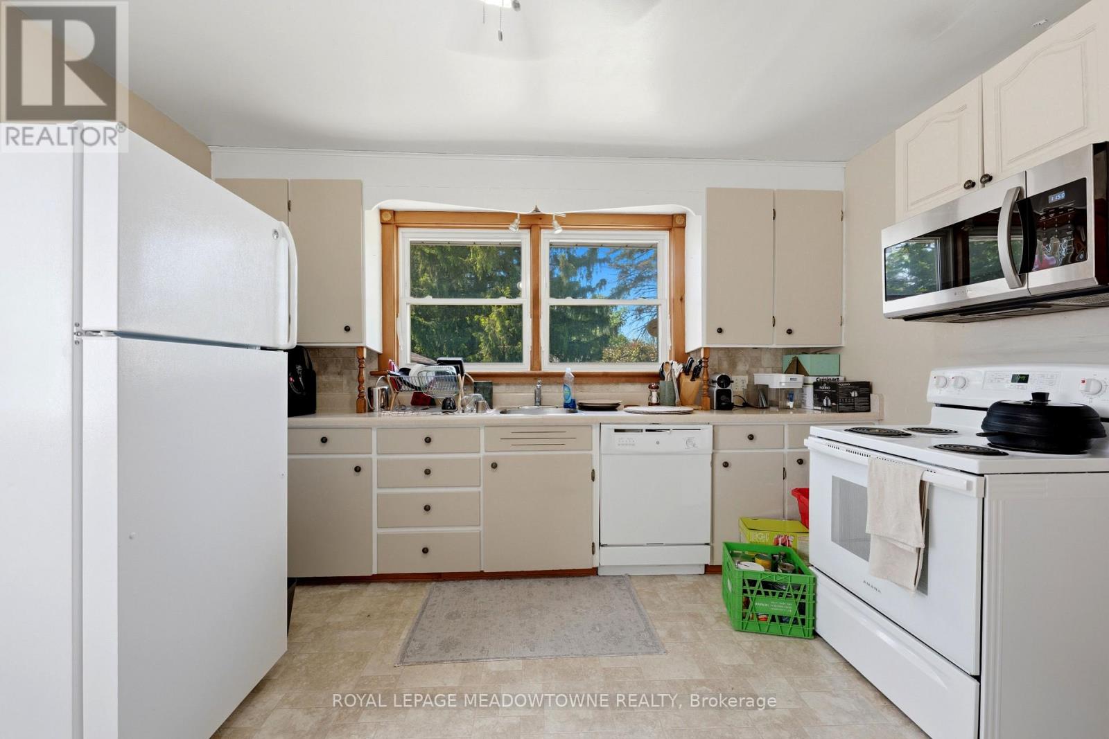 20 Delrex Boulevard, Halton Hills, Ontario  L7G 3X7 - Photo 13 - W13220870