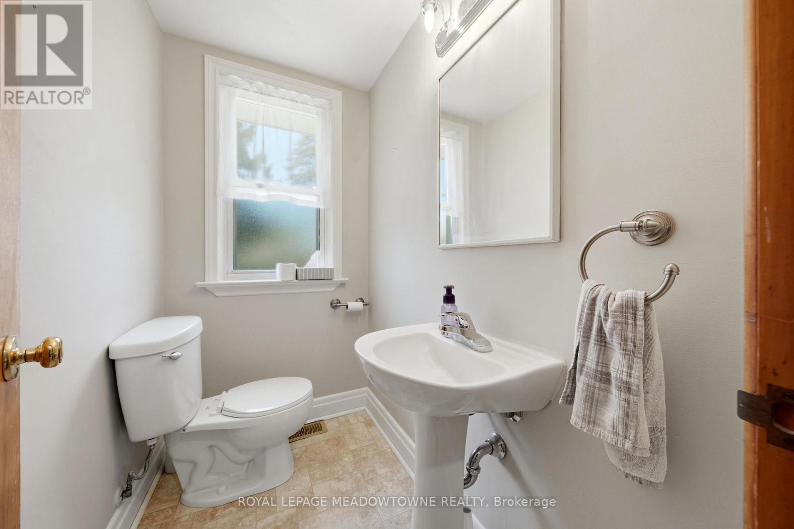 20 Delrex Boulevard, Halton Hills, Ontario  L7G 3X7 - Photo 17 - W13220870