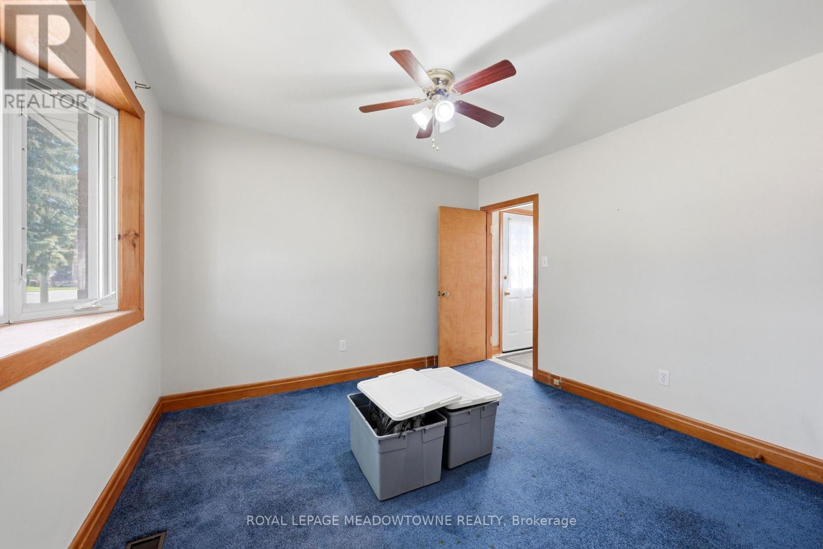20 Delrex Boulevard, Halton Hills, Ontario  L7G 3X7 - Photo 18 - W13220870