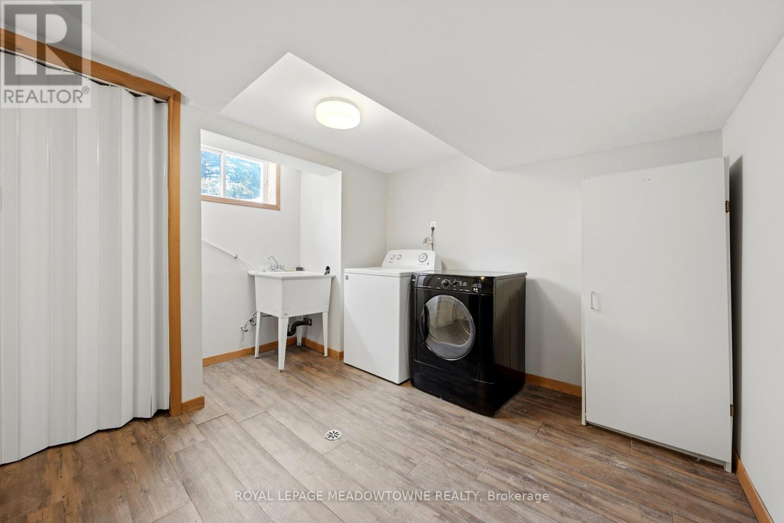 20 Delrex Boulevard, Halton Hills, Ontario  L7G 3X7 - Photo 32 - W13220870