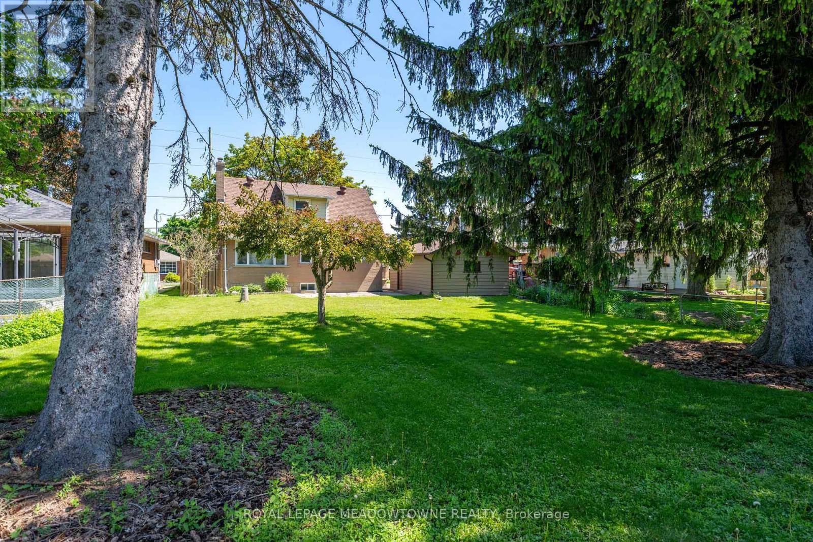 20 Delrex Boulevard, Halton Hills, Ontario  L7G 3X7 - Photo 38 - W13220870