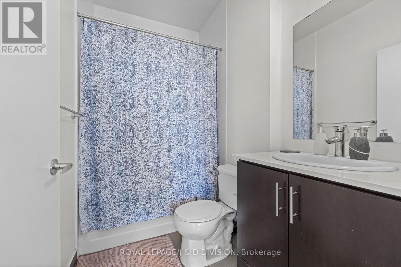 604 - 360 Square One Drive, Mississauga, Ontario  L5B 0G7 - Photo 12 - W13220900