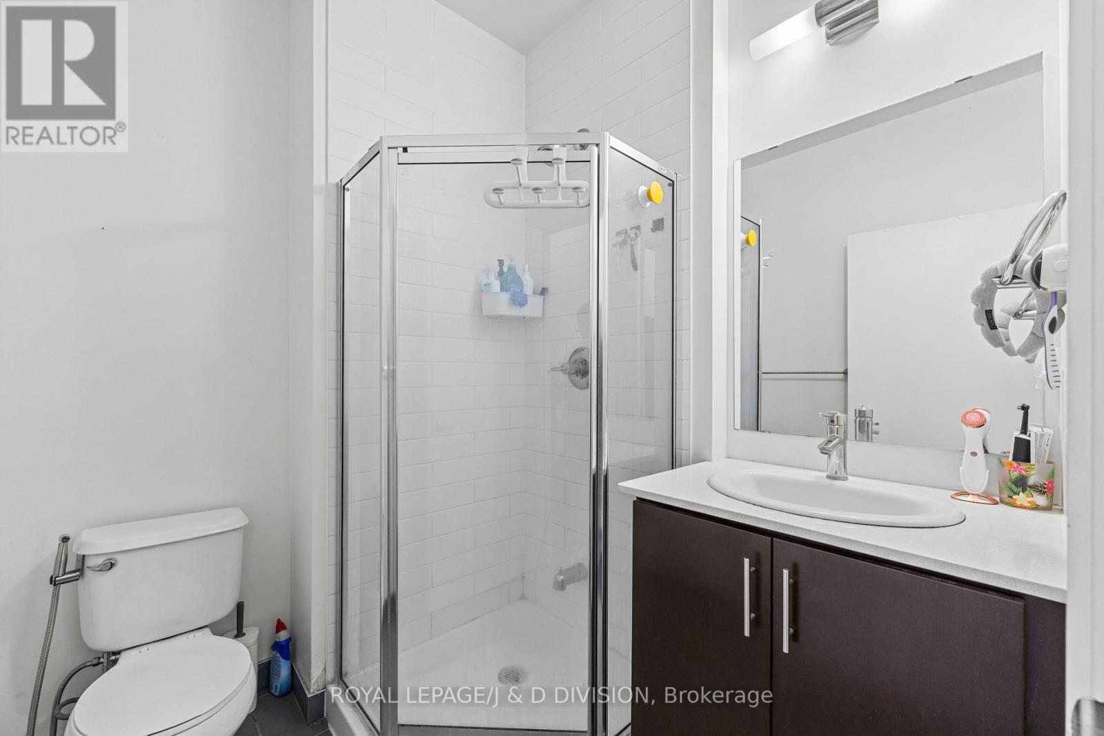 604 - 360 Square One Drive, Mississauga, Ontario  L5B 0G7 - Photo 15 - W13220900