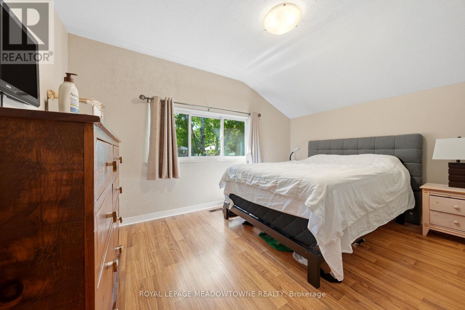 6 Gray Gate, Halton Hills, Ontario  L7G 3W3 - Photo 14 - W13220918