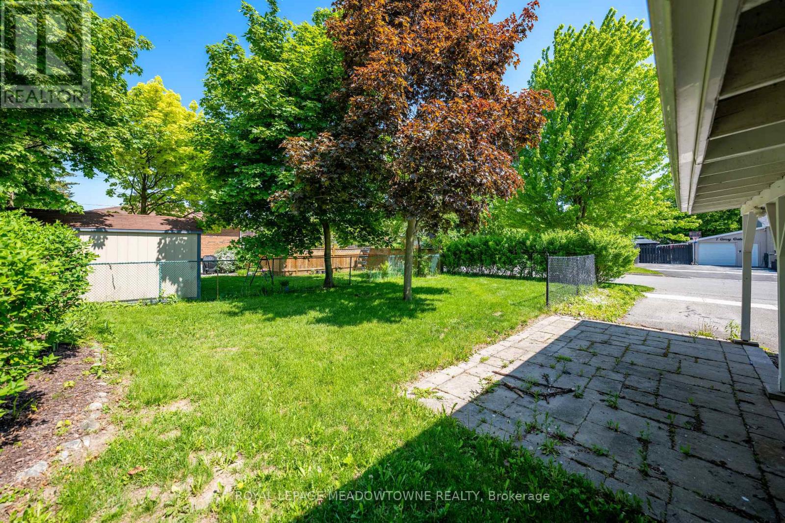 6 Gray Gate, Halton Hills, Ontario  L7G 3W3 - Photo 26 - W13220918