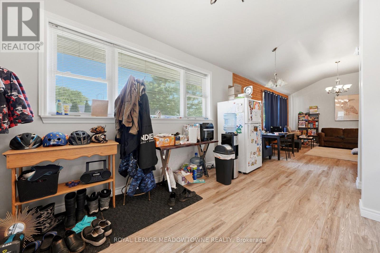 6 Gray Gate, Halton Hills, Ontario  L7G 3W3 - Photo 7 - W13220918