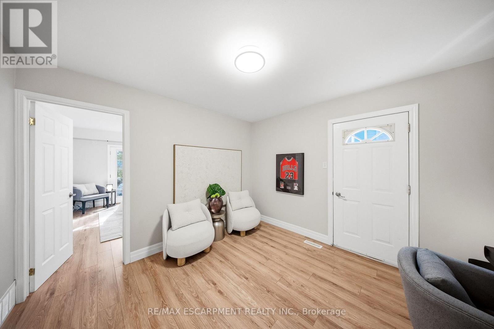 1251 Fairdale Drive, Mississauga, Ontario  L5C 1K3 - Photo 31 - W13220948